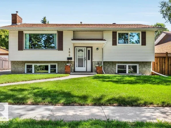 166 Larose Dr, Saint Albert, AB T8N 2G8