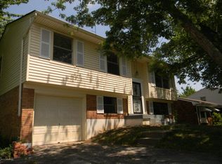 5101 Garden Green Way, Louisville, KY 40218