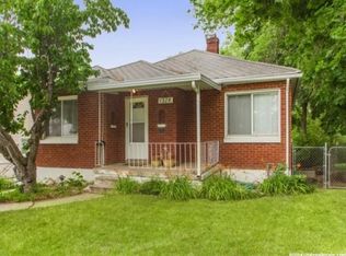 1374 Kershaw St, Ogden, UT 84403