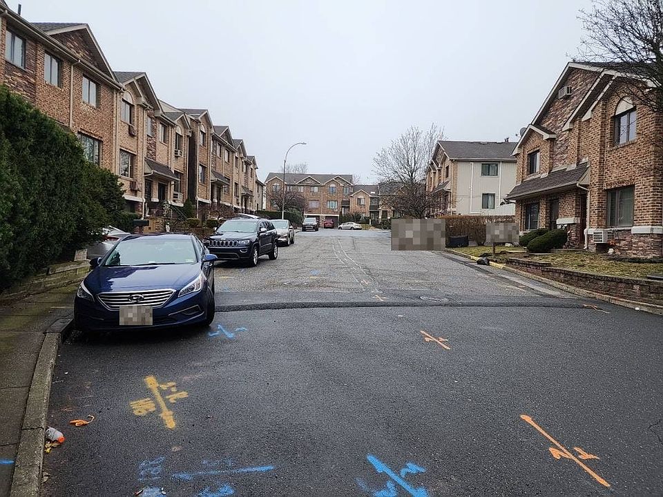 2nd image of 110 North Dr