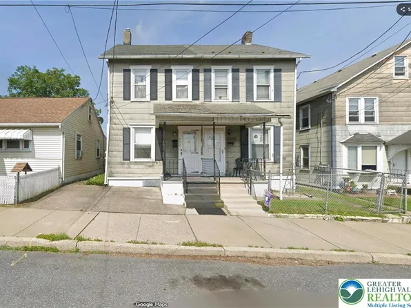 630 S Spruce St, Nazareth, PA 18064