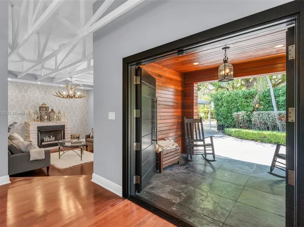 491 SW 22nd Rd, Miami, FL 33129