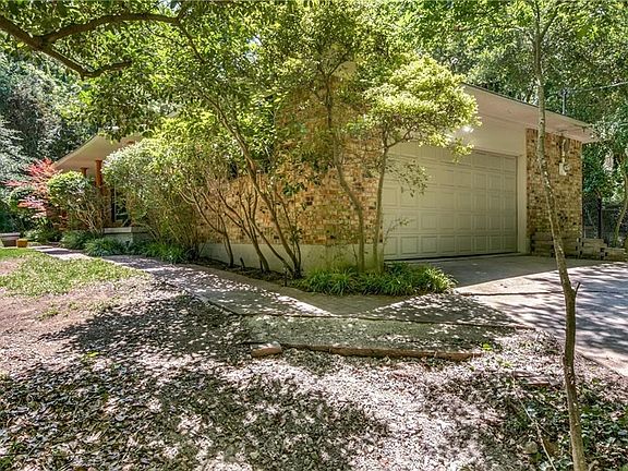 3rd image of 1024 Tanglewood Dr