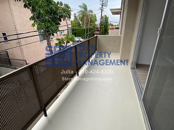 5th image of 10585 Missouri Ave APT 1