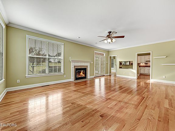 5th image of 1690 Meadow Chase Ln