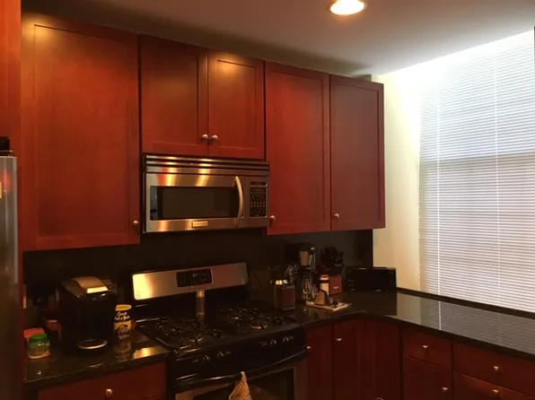 400 Shurs Ln #302, Philadelphia, PA 19128