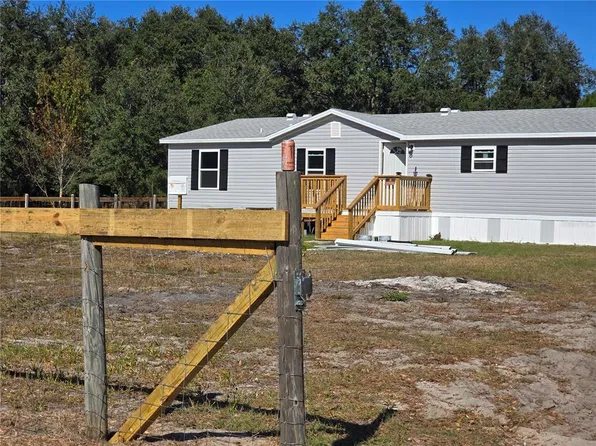 15245 SE 113th Street Rd, Ocklawaha, FL 32179