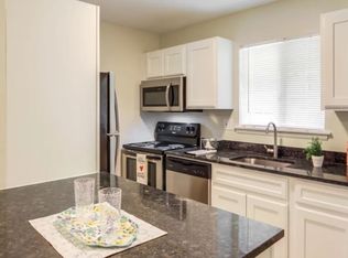 Summit and Birch Hill, Farmington, CT 06032