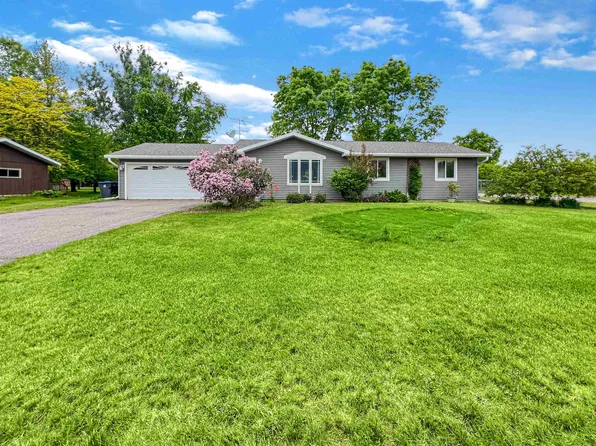 806 E Hickory St, Spencer, WI 54479