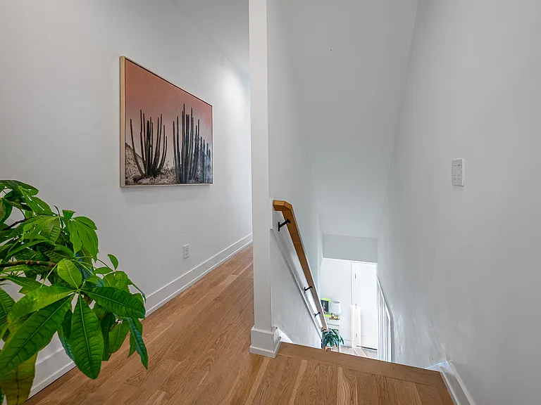 500 Geer St — Photo 23