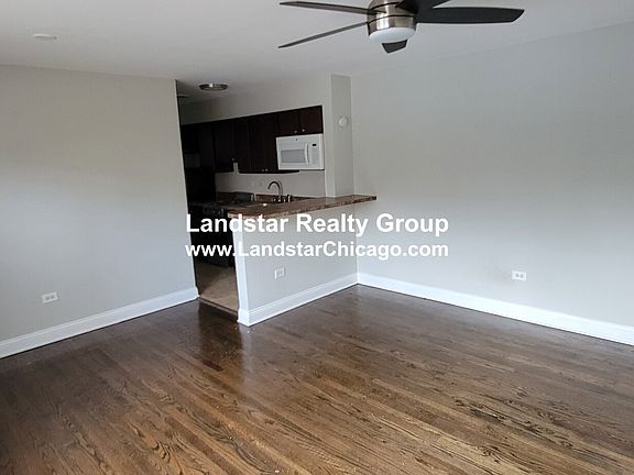 3rd image of 1735 W Bryn Mawr Ave #18