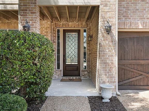 3rd image of 9930 Teal Hollow Dr