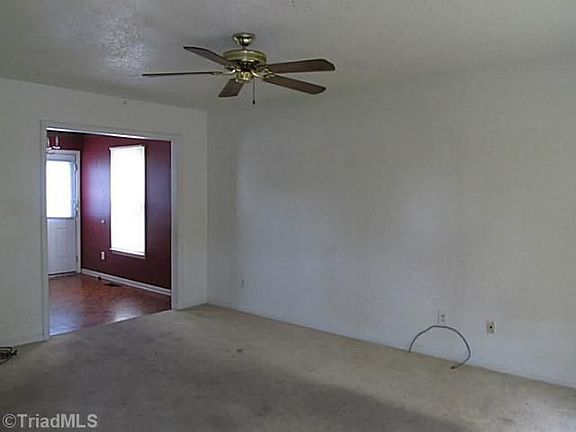 2nd image of 305 B Franklin Blvd