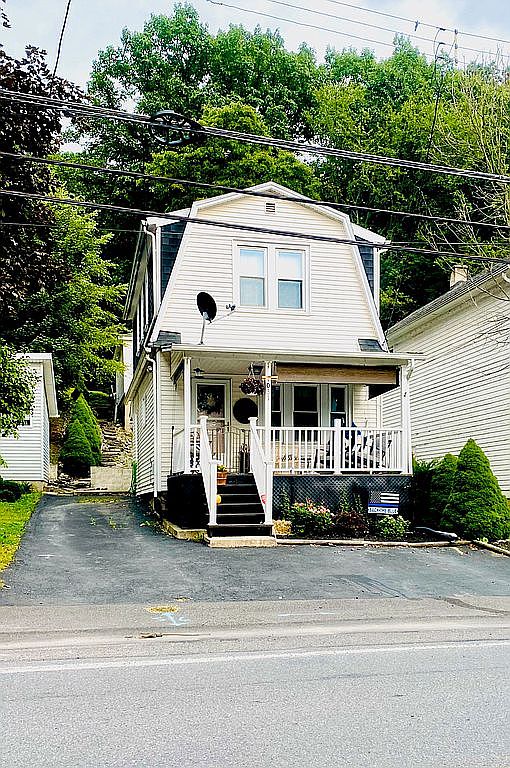 1031 Lower Demunds Rd, Dallas, PA 18612 Zillow