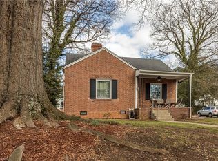 1300 Winstead Pl, Greensboro, NC 27408