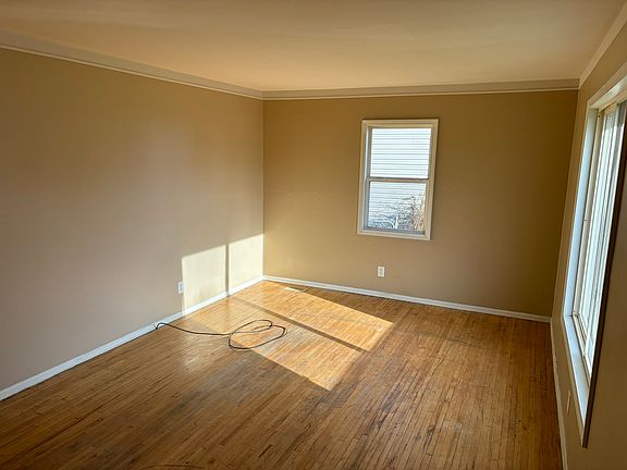 2nd image of 25271 Cole St