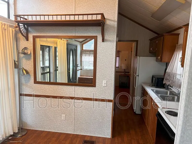 127 Crider Cir — Photo 6