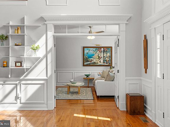 5th image of 9 Dartmouth Ln