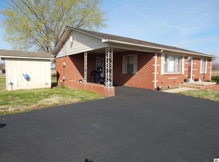 1556 Sid Darnall Rd, Benton, KY 42025
