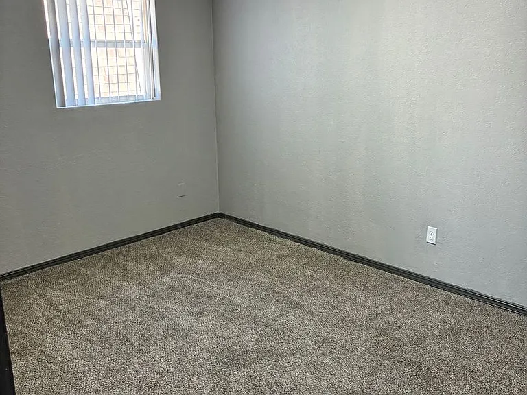 Candlewood Apartments — Photo 11