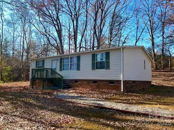 3355 Stony Brook Cir, Newton, NC 28658