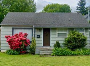 5426 SE Raymond St #A, Portland, OR