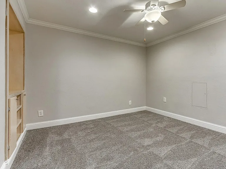 The Current Apartments — Photo 23