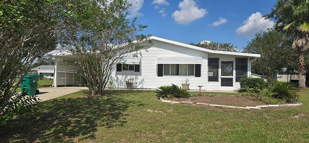 2 bed, 2.0 bath, 960 sqft, $1,200 — Photo 1
