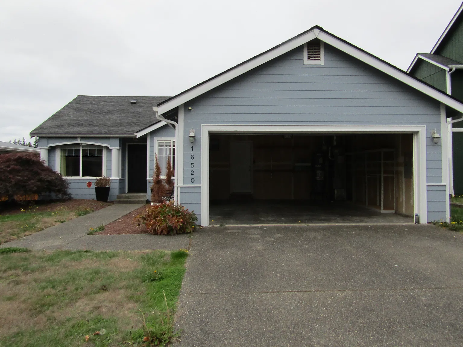 3 bed, 1208 sqft, $2,695 — Photo 2