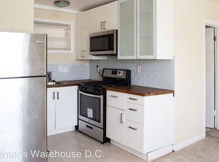 5001 B St SE #102, Washington, DC 20019