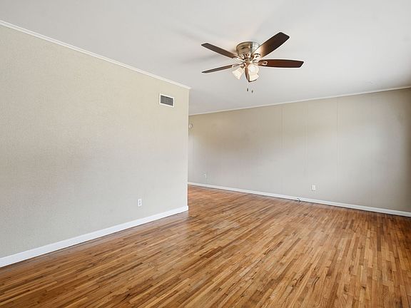 4th image of 476 S 79th East Ave