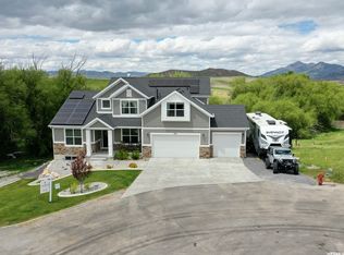 655 W Appoloosa Cir, Collinston, UT 84306