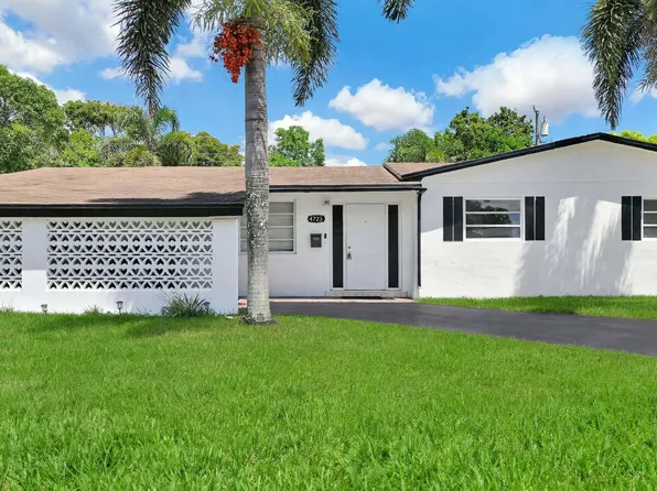 4723 NW 4TH Street, Plantation, FL 33317
