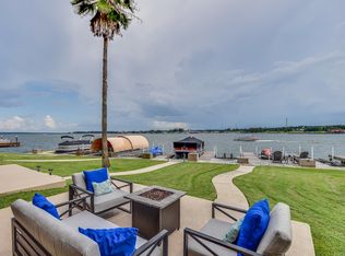 14821 Marina Dr, Montgomery, TX 77356