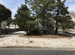 7 W Lee Ave, Harvey Cedars, NJ 08008