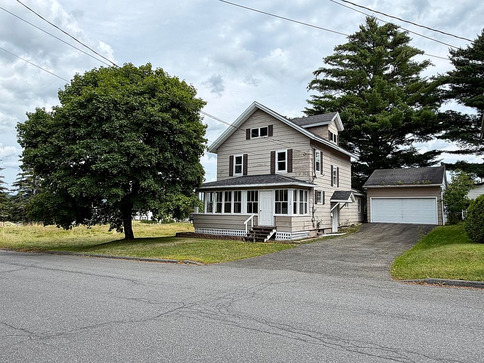 1st image of 128 Fraser Avenue