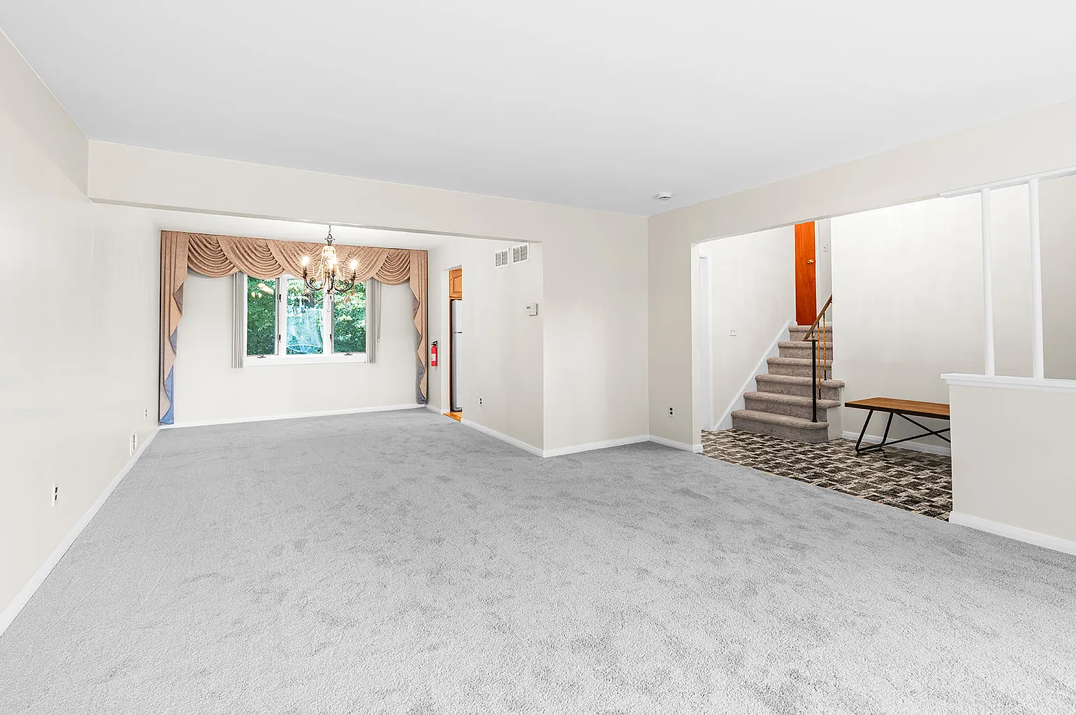 3 bed, 2.5 bath, $4,500 — Photo 4
