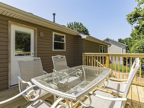 4th image of 1408 Castlemill Dr