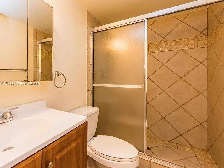 2049 S Ocean Dr #806 — Photo 5