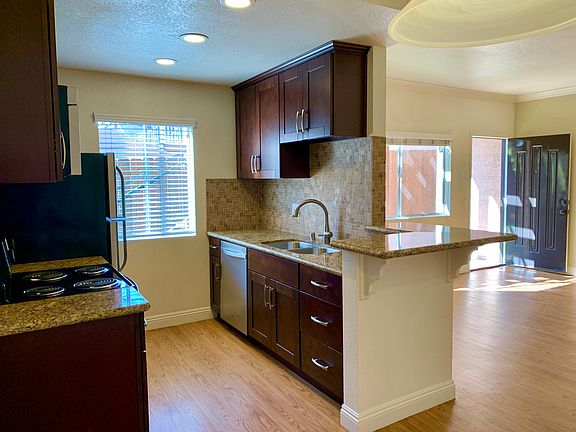 2nd image of 4020 Georgia St #4