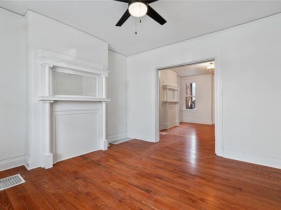 4th image of 314 N Winebiddle St