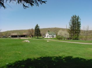 125 Pine Grove Rd, Newfoundland, PA 18445