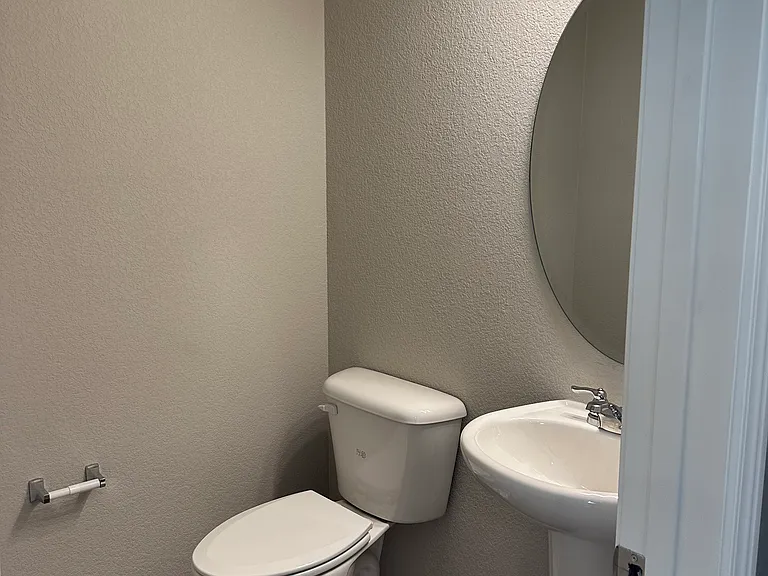 7758 Lost Trail Dr — Photo 6