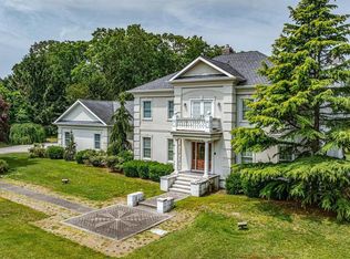 1880 Brookfield St, Vineland, NJ 08361