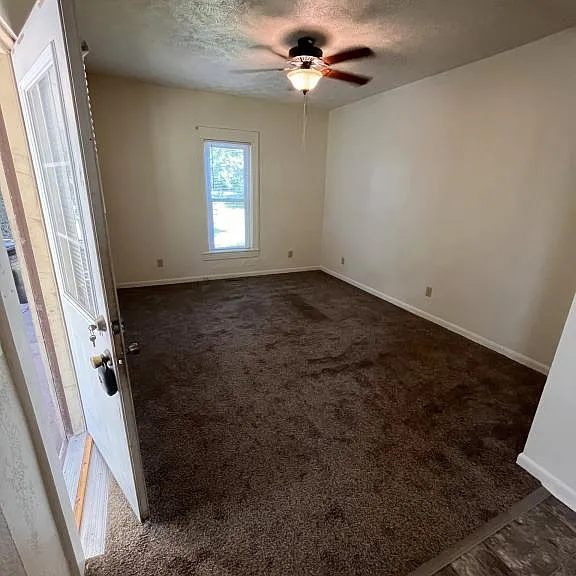 620 W Cottonwood St #620 — Photo 3