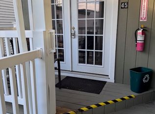 12 G St APT 45, Hampton, NH 03842