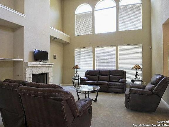 4th image of 3337 Navasota Cir
