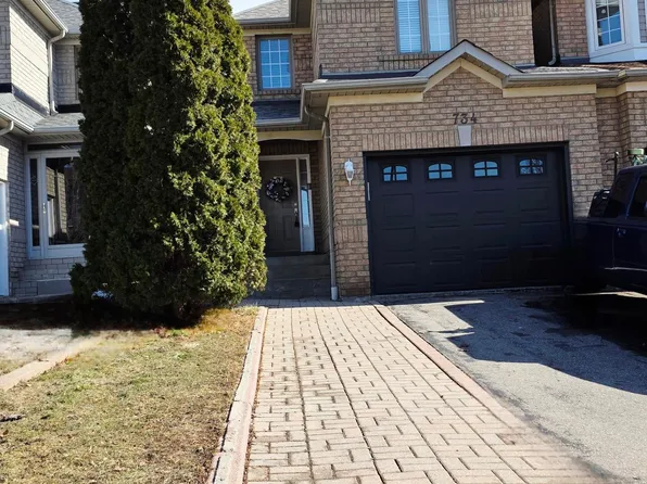 734 W Spanish Moss Trl, Mississauga, ON L5W 1E6