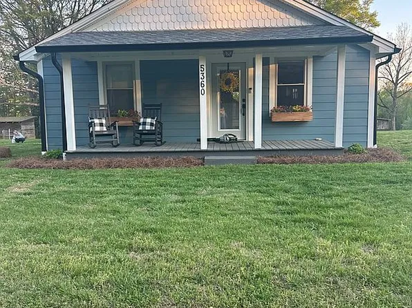 5360 37th Street Dr NE, Hickory, NC 28601