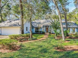 4 Railroad Vine Rd, Fernandina Beach, FL 32034